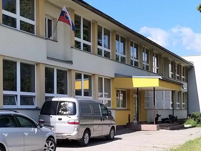 zs divina podlaha fatraeden v